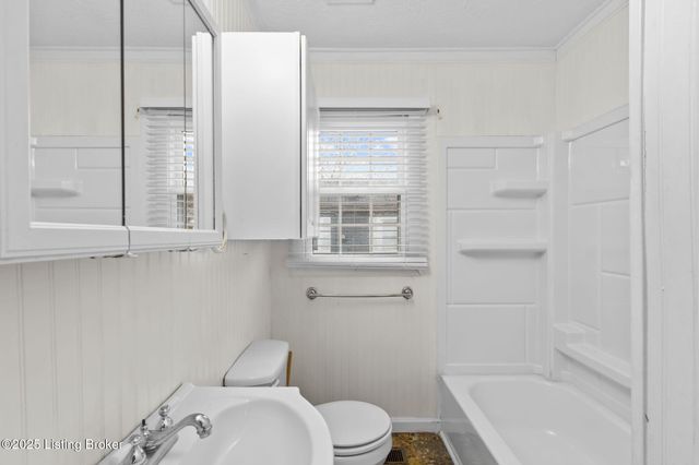 1310 Doris Dr, Louisville, KY 40118