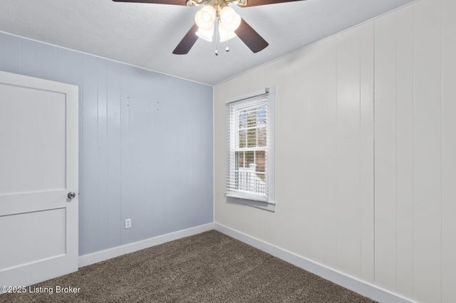 1310 Doris Dr, Louisville, KY 40118