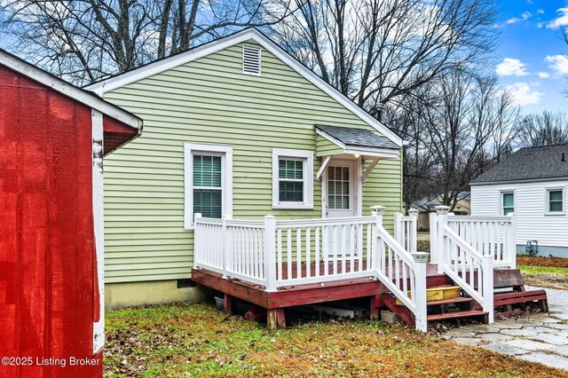 1310 Doris Dr, Louisville, KY 40118