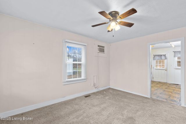 1310 Doris Dr, Louisville, KY 40118