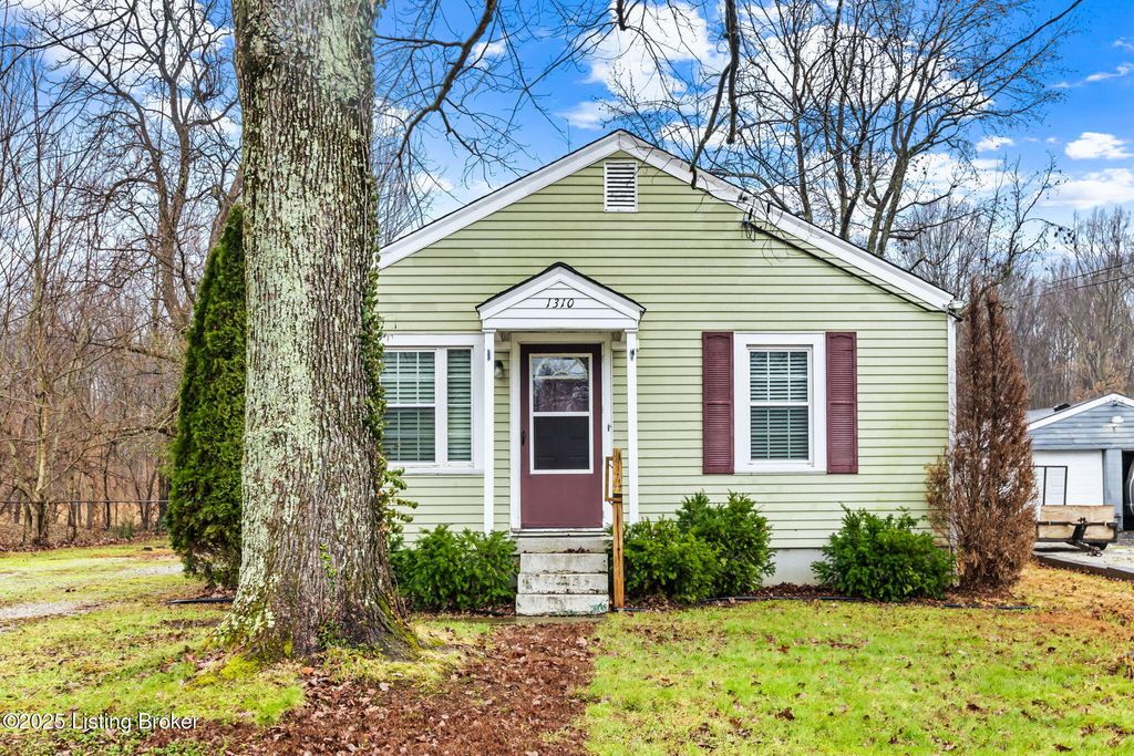 1310 Doris Dr, Louisville, KY 40118