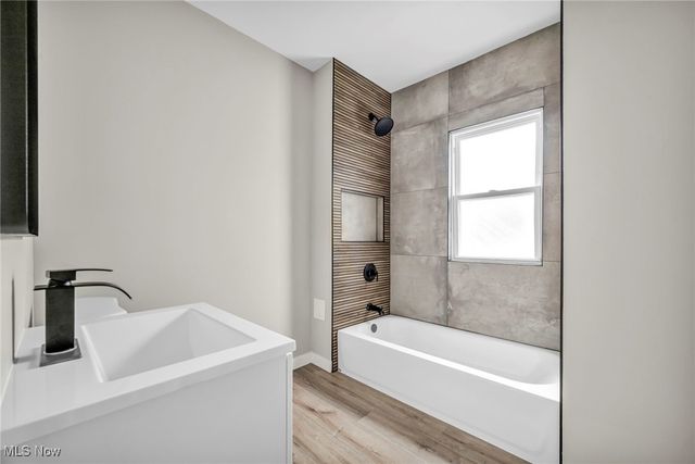 3147 Whitethorn Road, Cleveland Heights, OH 44118