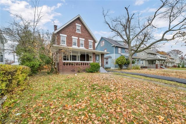 3147 Whitethorn Road, Cleveland Heights, OH 44118