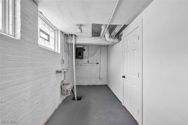 3147 Whitethorn Road, Cleveland Heights, OH 44118