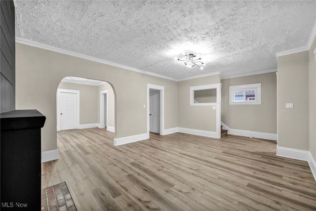 3147 Whitethorn Road, Cleveland Heights, OH 44118