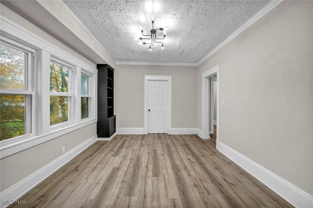 3147 Whitethorn Road, Cleveland Heights, OH 44118