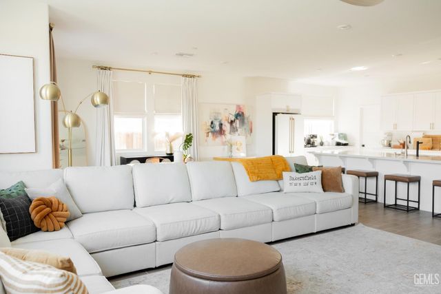 3230 Laurel Hill Lane, Shafter, CA 93263