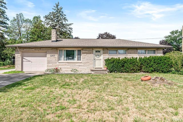 55415 Barksdale Street, Osceola, IN 46561