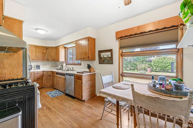 55415 Barksdale Street, Osceola, IN 46561