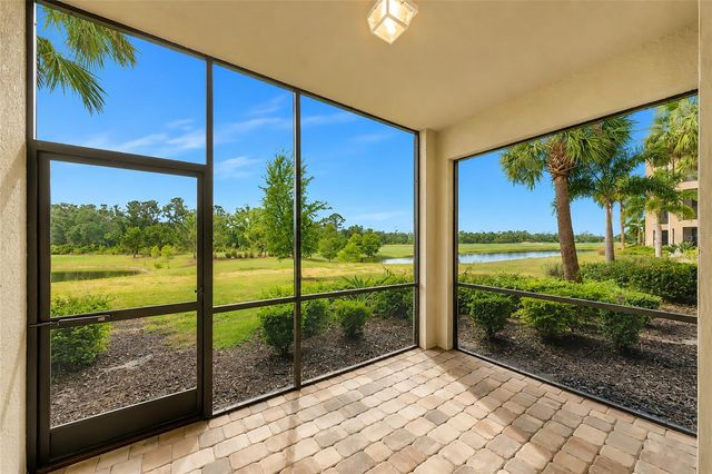 18114 GAWTHROP DRIVE 107, Lakewood Ranch, FL 34211