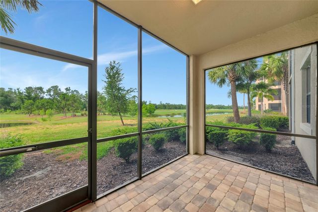 18114 GAWTHROP DRIVE 107, Lakewood Ranch, FL 34211
