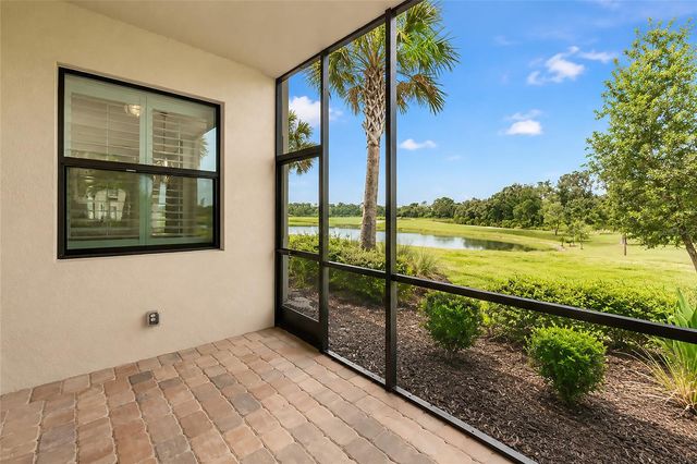 18114 GAWTHROP DRIVE 107, Lakewood Ranch, FL 34211