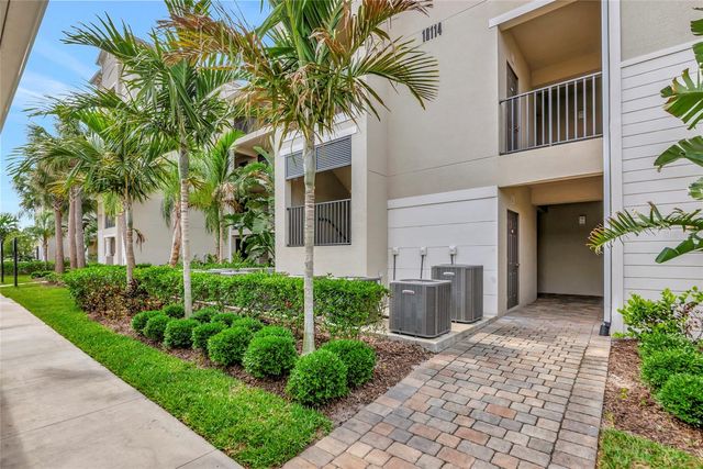 18114 GAWTHROP DRIVE 107, Lakewood Ranch, FL 34211