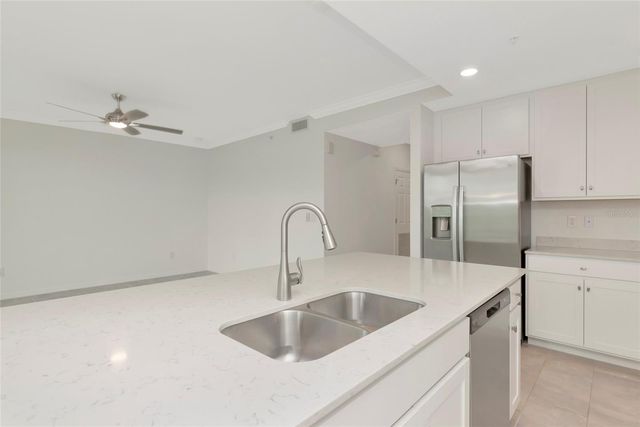 18114 GAWTHROP DRIVE 107, Lakewood Ranch, FL 34211