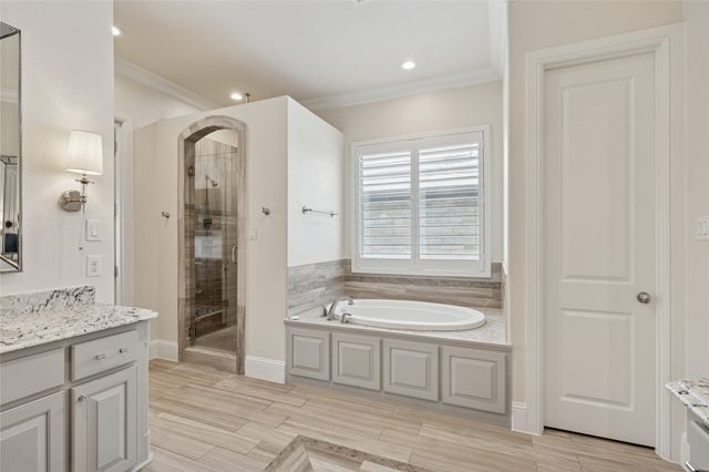 5312 Sendero Drive, Benbrook, TX 76126