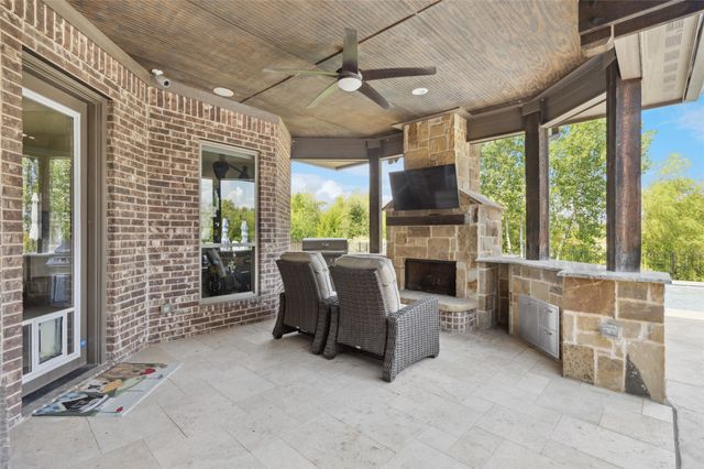 5312 Sendero Drive, Benbrook, TX 76126