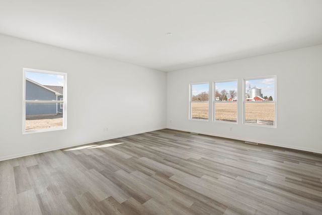 6711 E 103rd Avenue, Crown Point, IN 46307