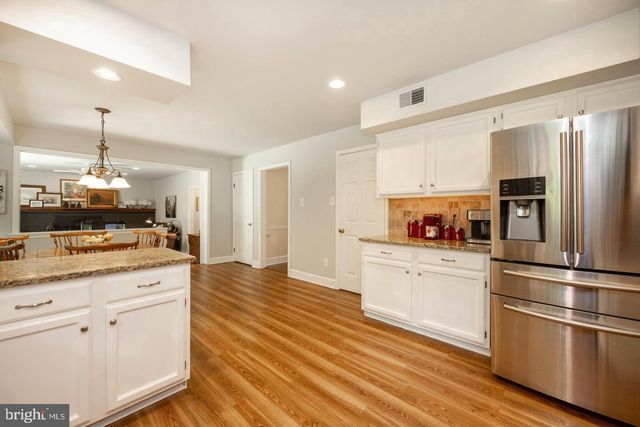 883 TWICKENSHAM CT, West Chester, PA 19382