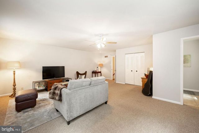883 TWICKENSHAM CT, West Chester, PA 19382