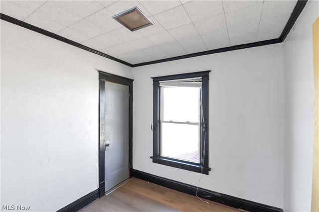 2037 Bunts Road, Lakewood, OH 44107