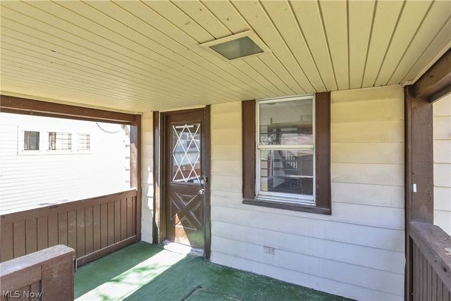 2037 Bunts Road, Lakewood, OH 44107