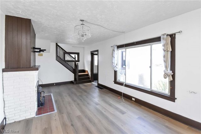 2037 Bunts Road, Lakewood, OH 44107