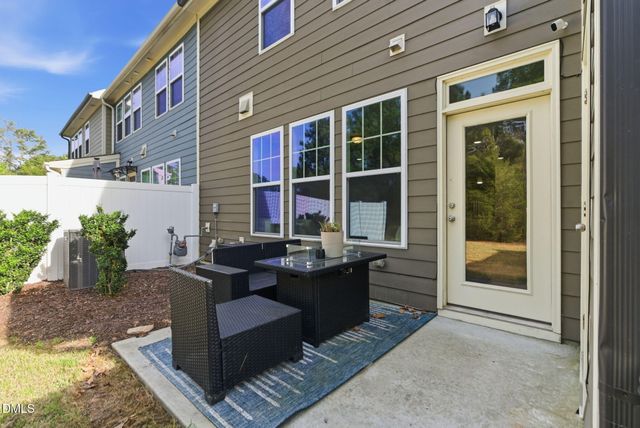 1016 Pershing Glen Court, Morrisville, NC 27560