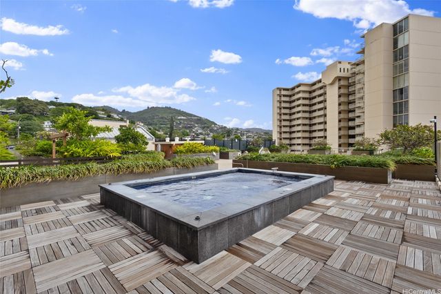 1717 Mott Smith Drive 2312, Honolulu, HI 96822