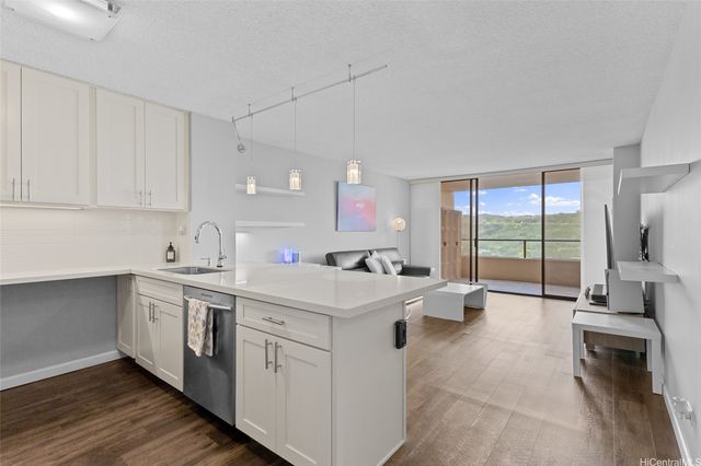 1717 Mott Smith Drive 2312, Honolulu, HI 96822