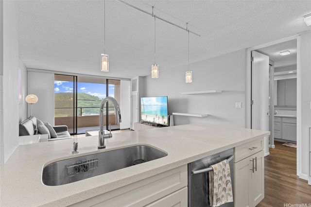 1717 Mott Smith Drive 2312, Honolulu, HI 96822