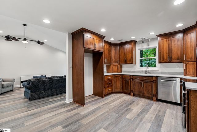 1420 Hunters Trail, Anderson, SC 29625