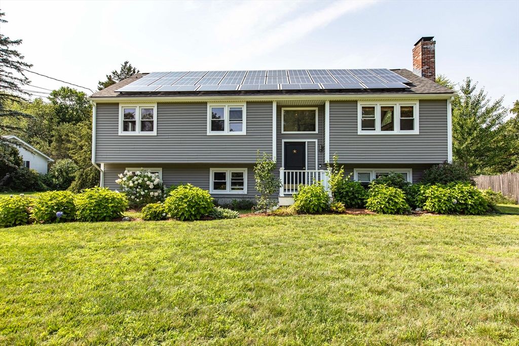 62 Harrington Road, Framingham, MA 01701