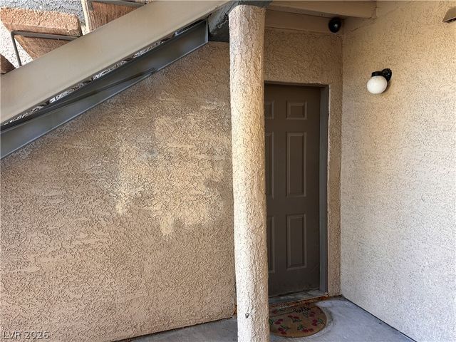 230 Mission Catalina Lane 107, Las Vegas, NV 89107