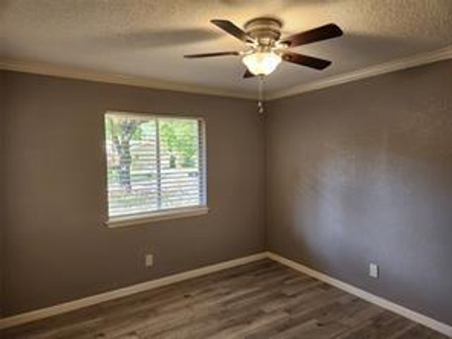 5114 Enchanted Timbers Drive, Humble, TX 77346