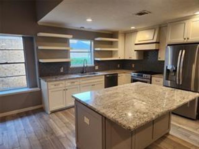 5114 Enchanted Timbers Drive, Humble, TX 77346