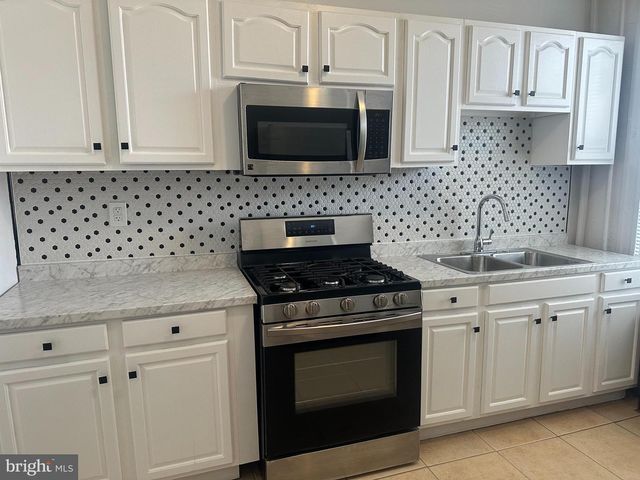 2822 RIGGS AVE, Baltimore, MD 21216