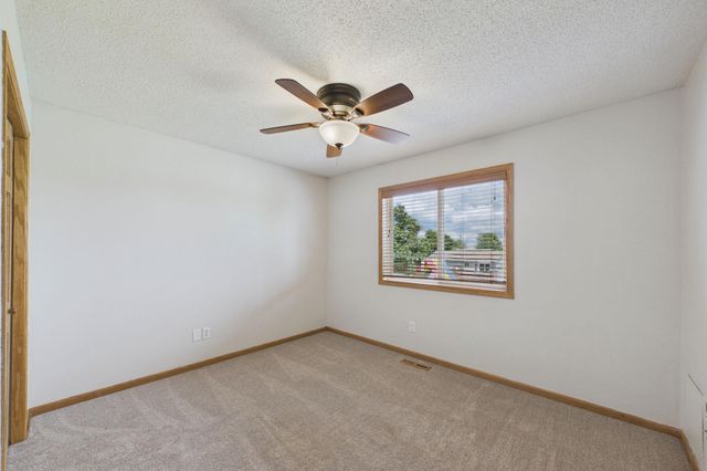 5232 Kingsbury Place NW, Rochester, MN 55901