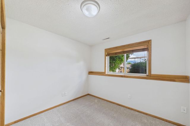 5232 Kingsbury Place NW, Rochester, MN 55901
