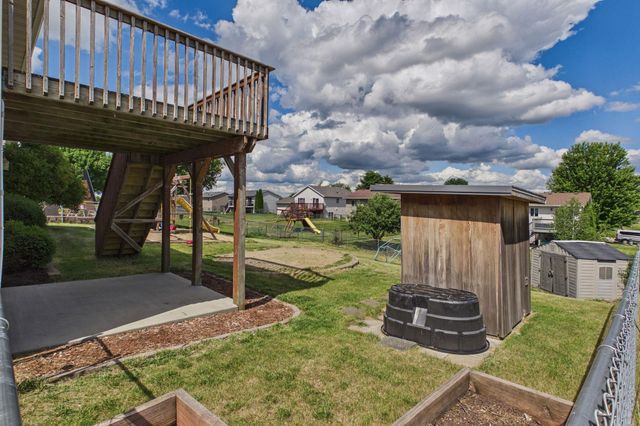 5232 Kingsbury Place NW, Rochester, MN 55901