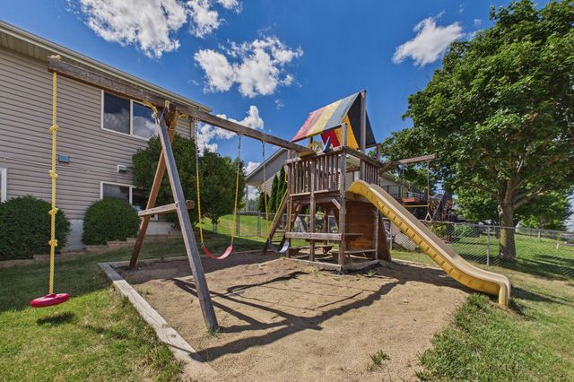 5232 Kingsbury Place NW, Rochester, MN 55901