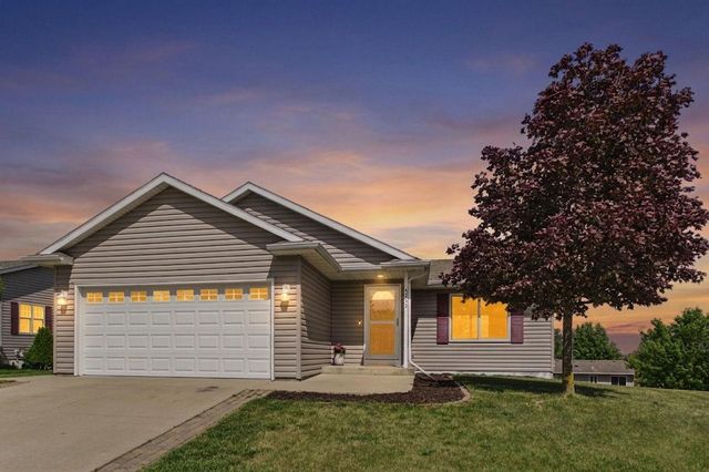 5232 Kingsbury Place NW, Rochester, MN 55901