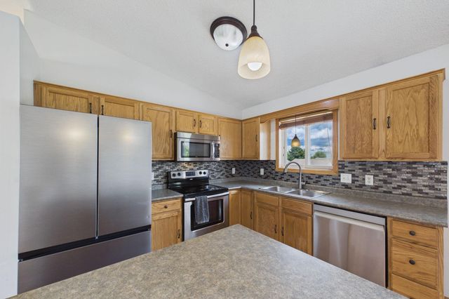 5232 Kingsbury Place NW, Rochester, MN 55901