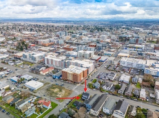 3004 W Marine View Drive, Everett, WA 98201