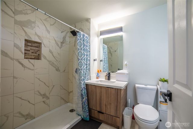 3004 W Marine View Drive, Everett, WA 98201