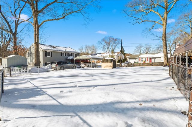 201 Hollis Avenue, Warwick, RI 02889