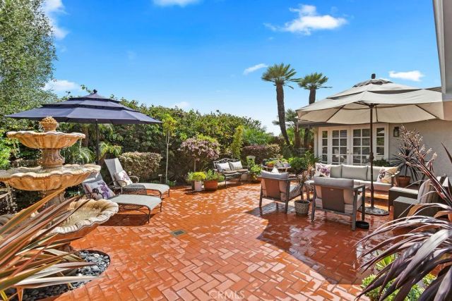30 Jetty Drive, Corona Del Mar, CA 92625