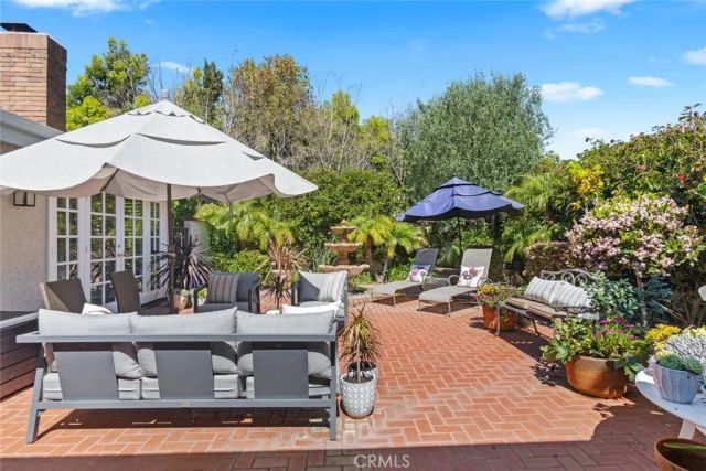 30 Jetty Drive, Corona Del Mar, CA 92625