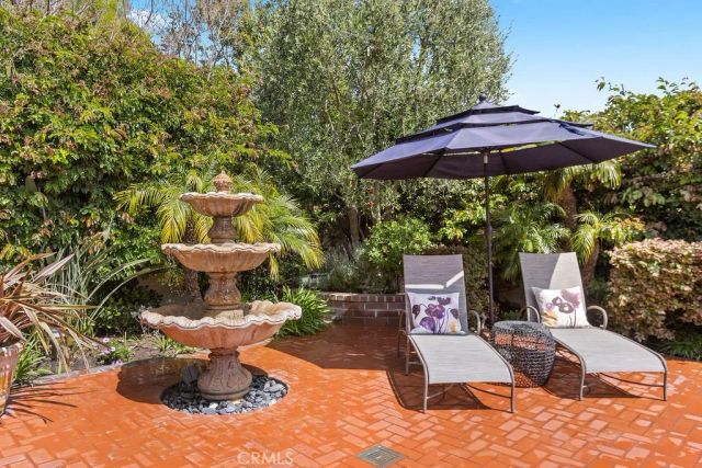 30 Jetty Drive, Corona Del Mar, CA 92625