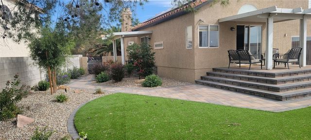 8201 Mountain Heather Court, Las Vegas, NV 89149