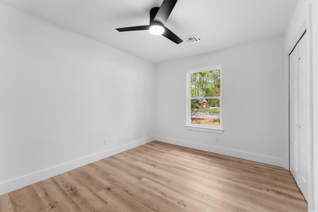 2215 S Coleman Avenue, Fayetteville, AR 72701
